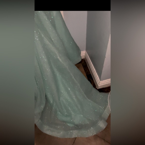 Mint green prom dress - Picture 3 of 3